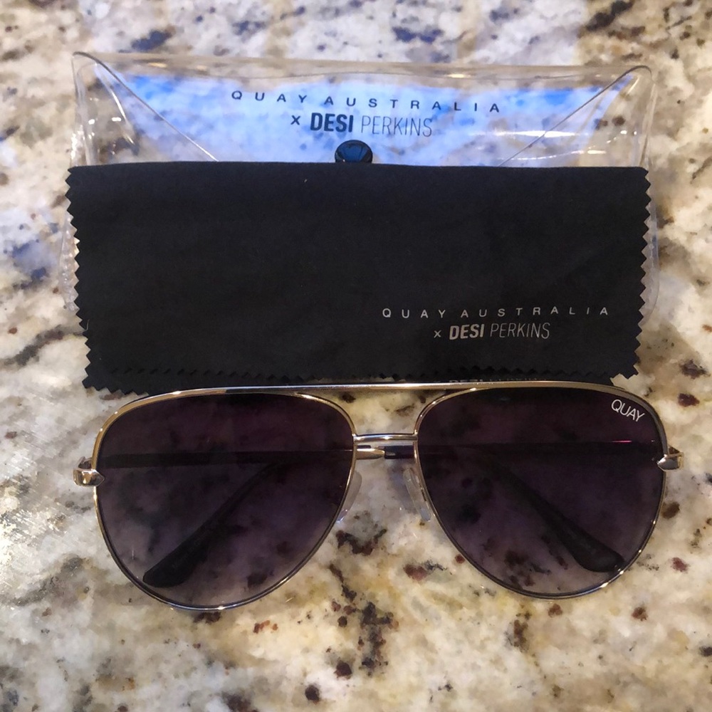 Quay Desi Perkins High Key Aviators